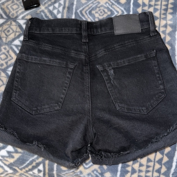 Aero, mom shorts - Picture 2 of 2